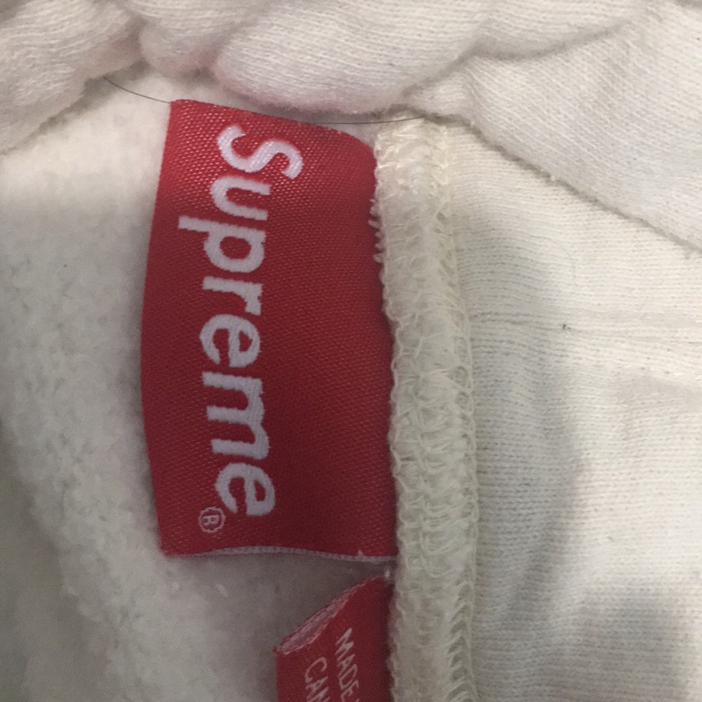 Supreme authentic - Picture 3 of 3